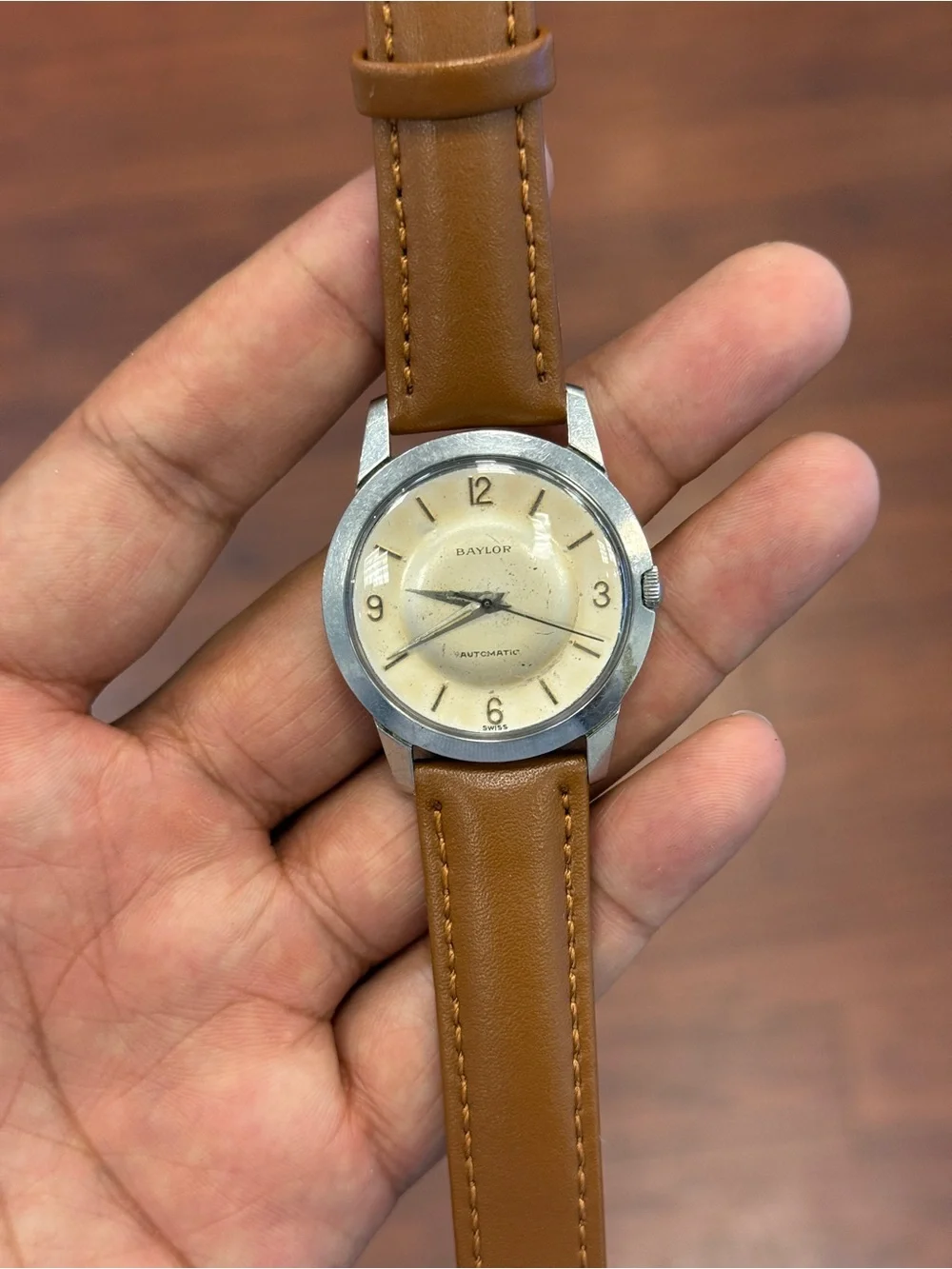 BAYLOR vintage Automatic Men’s Watch with Cream Dial and Tan Leather Strap Swiss